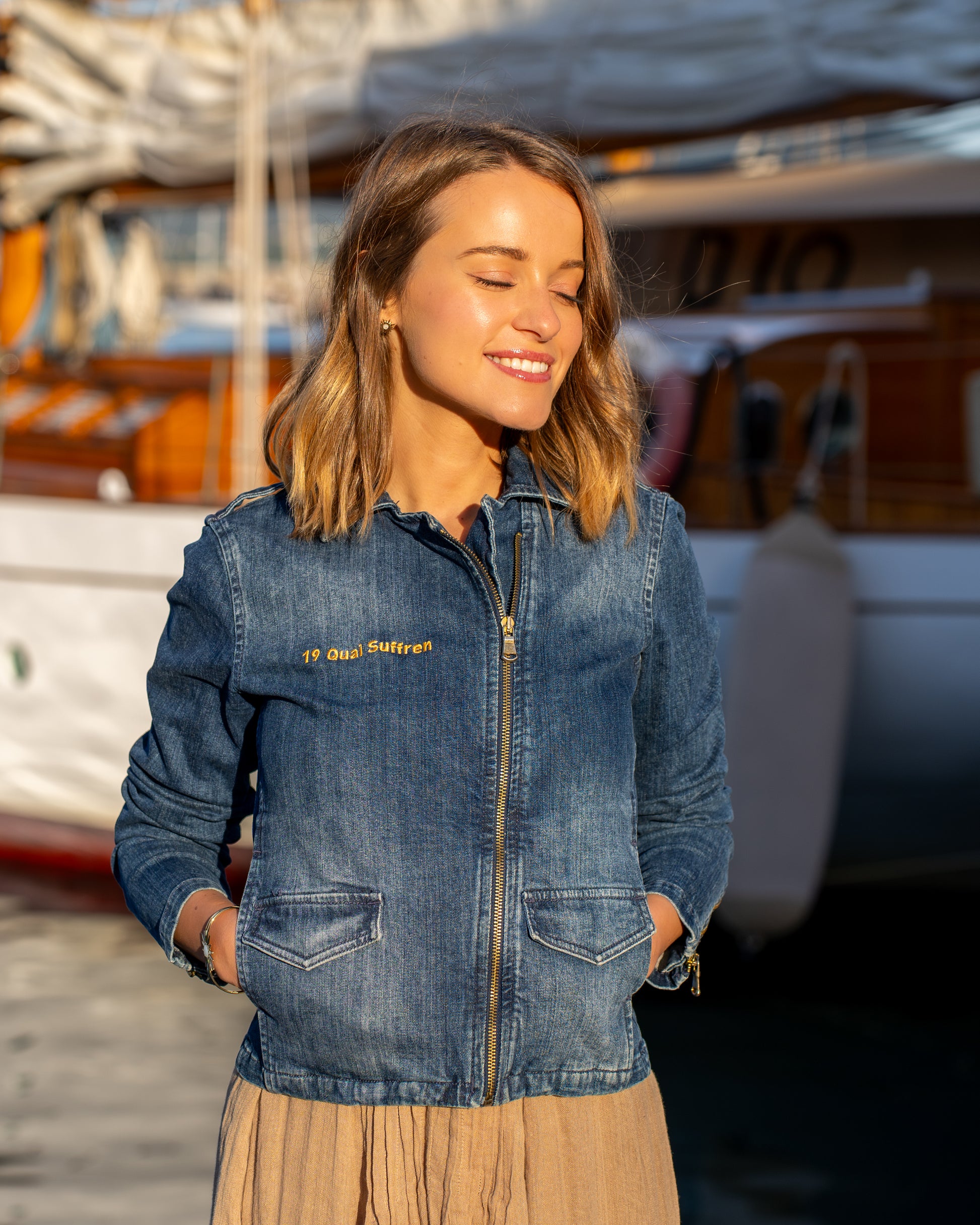 Veste en denim brodée – Les Tropeziennes Signature