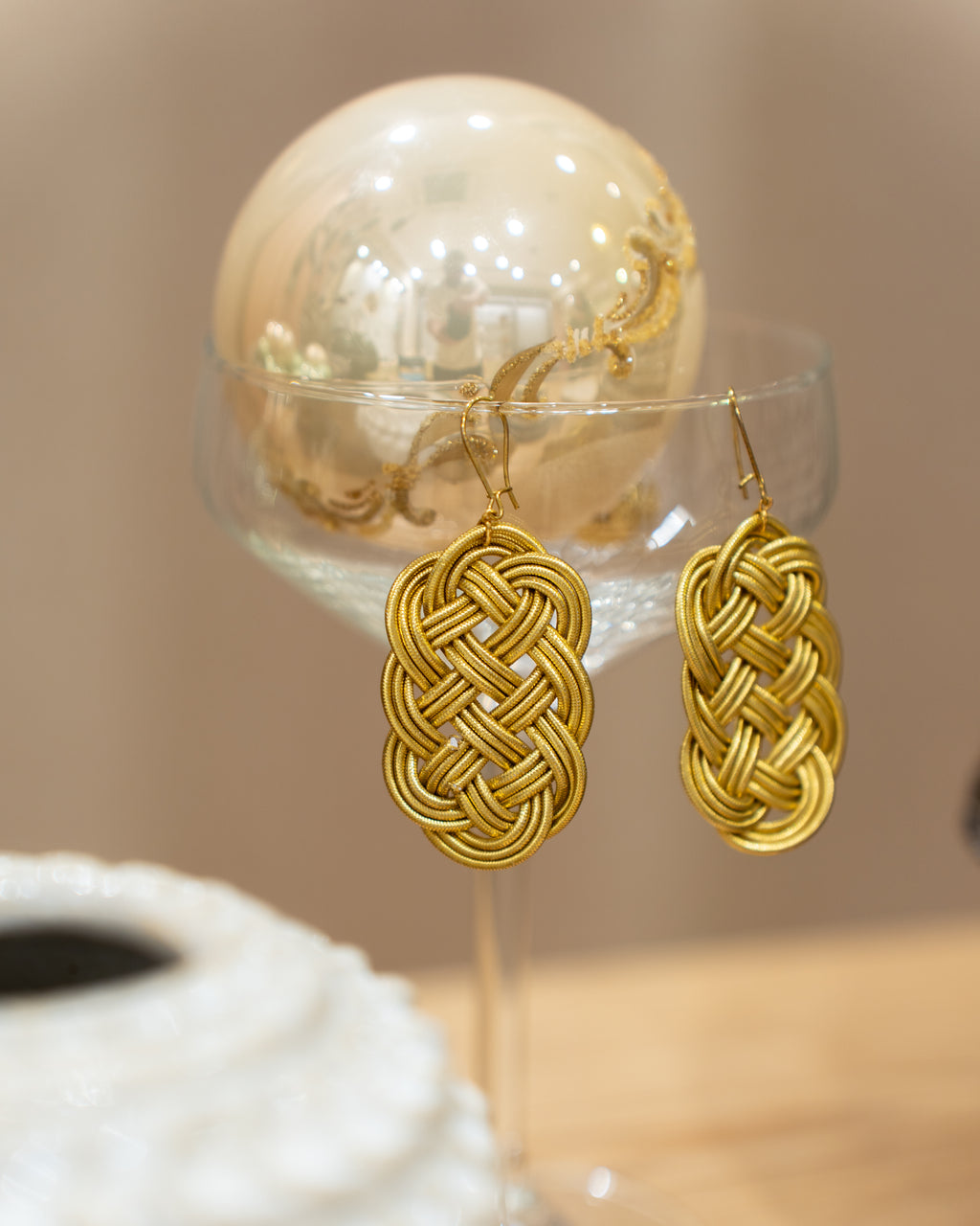 Boucles d’Oreilles Tressées Ovale – Doré Signature