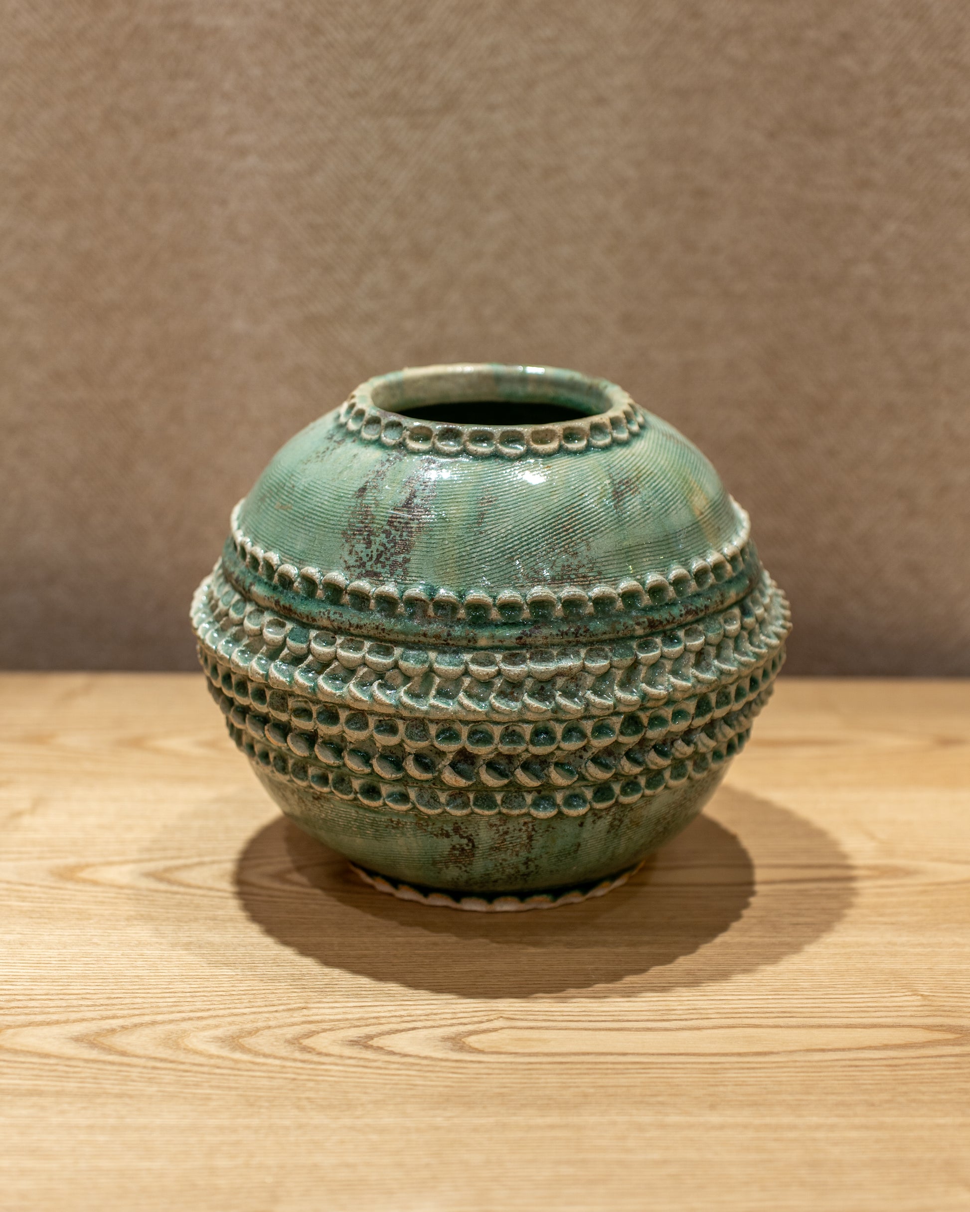 Vase en Cendre & Colombin