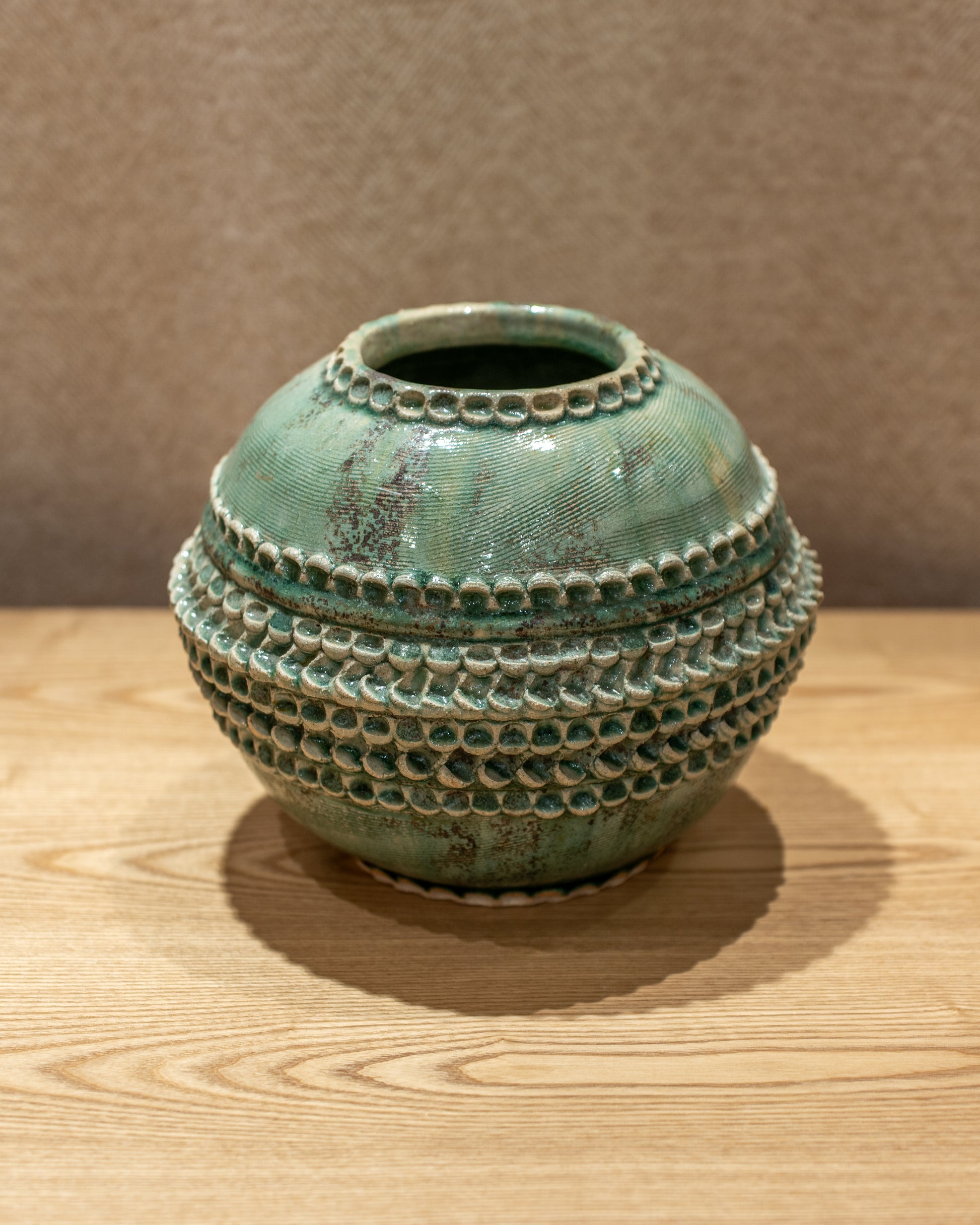 Vase en Cendre & Colombin