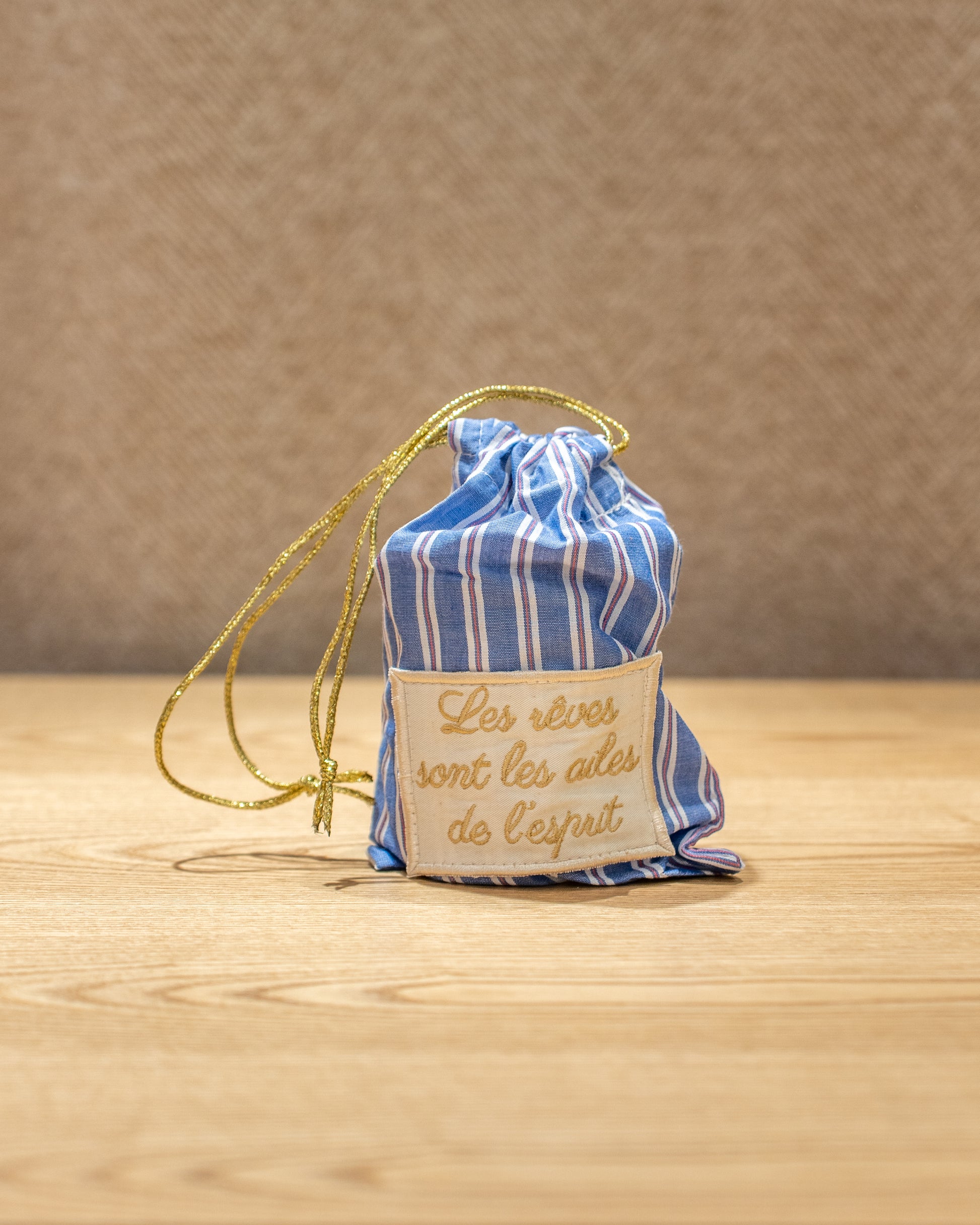 Bougie Énergétique "Les rêves sont les ailes de l'esprit"