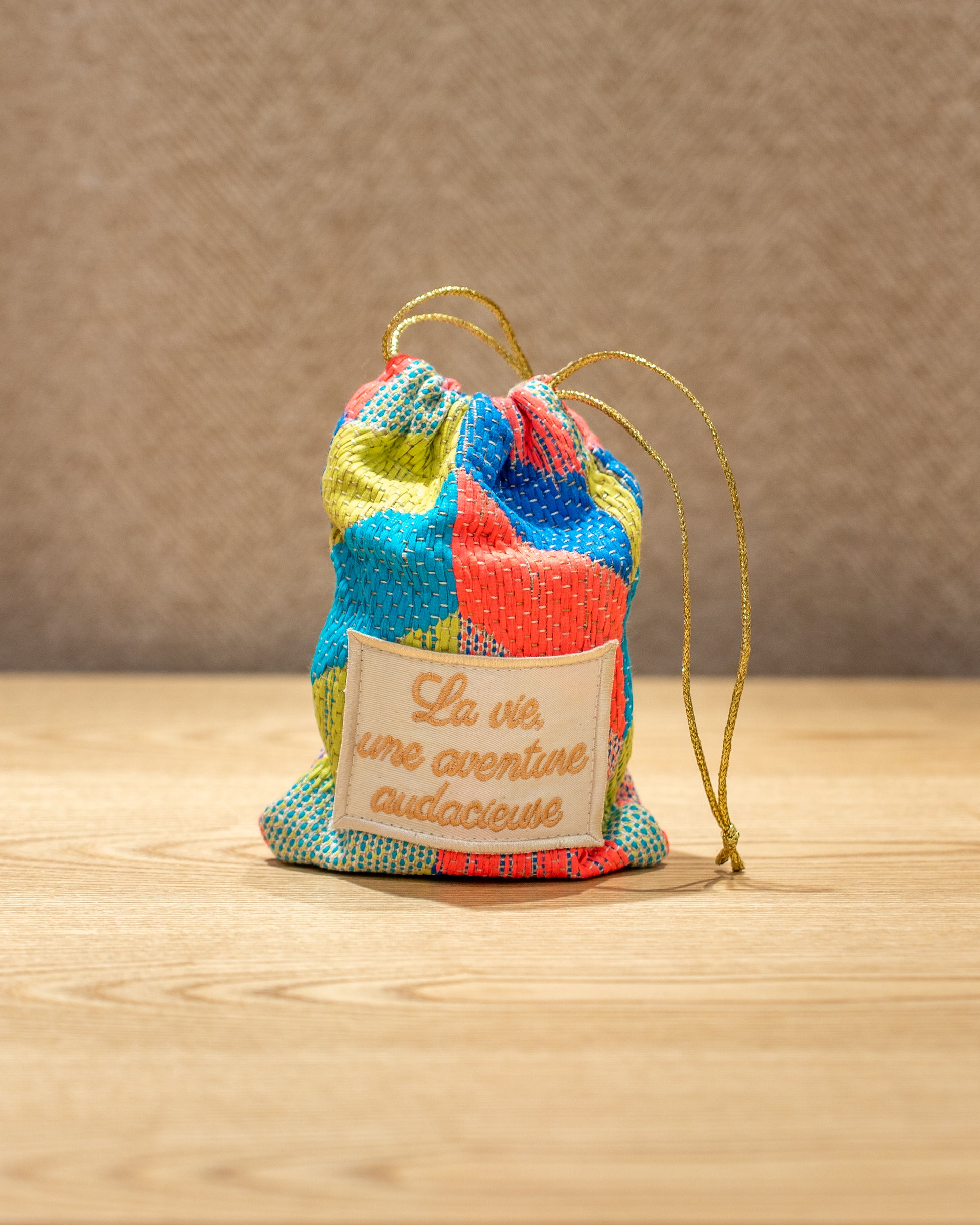 Bougie Énergétique "La vie, une aventure audacieuse"