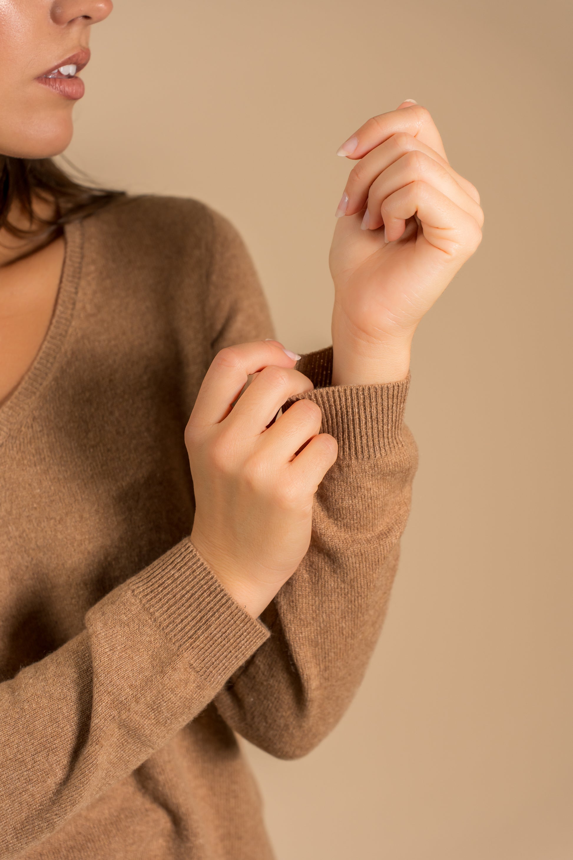 Pull col V en cachemire