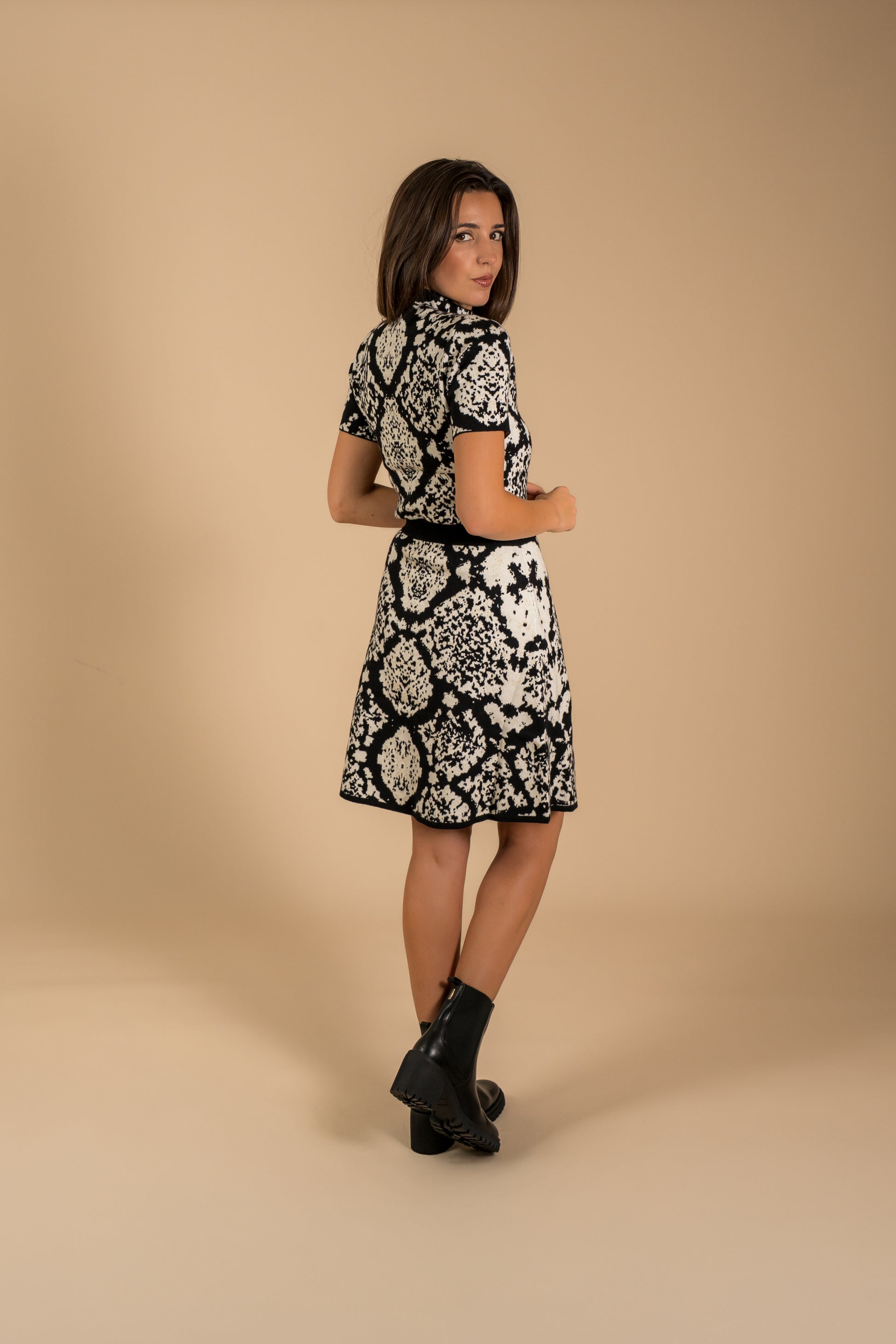 Pull en maille lurex motif graphique