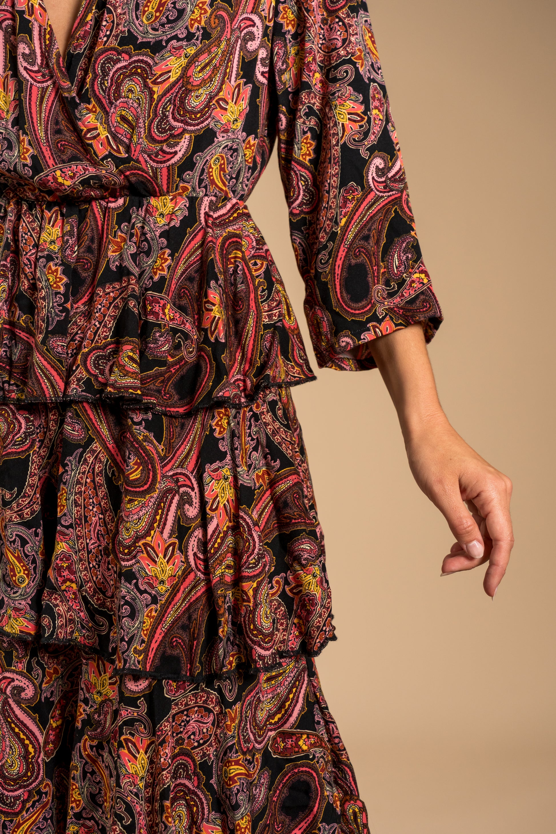 Robe longue à volants imprimé exclusif